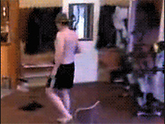 ���꣬˭�ɵģ�